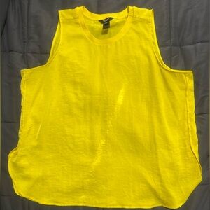 Simply Vera Wang Yellow sleeveless tunic